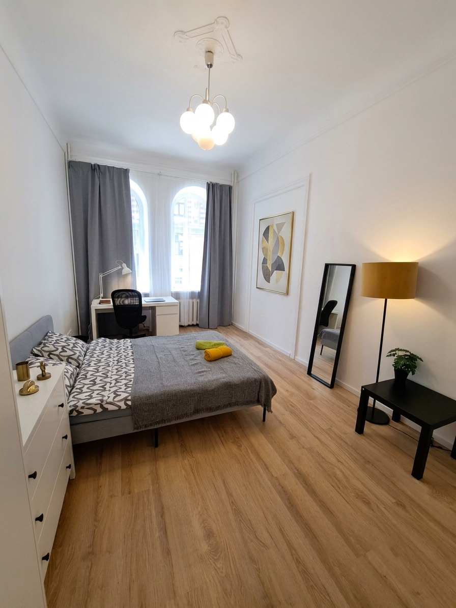 Single Room in a 6 BR Central Flat Share